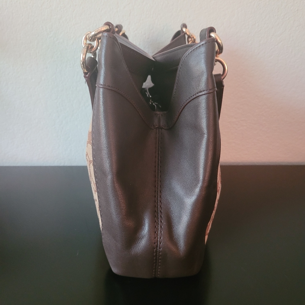 Coach Small Lexy Shoulder Bag - Picture 4 of 16